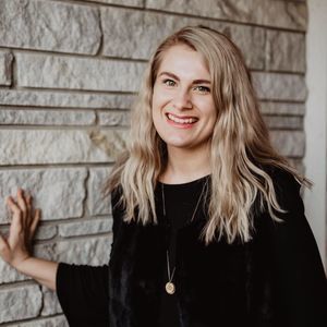 Meet your Posher, Olivia